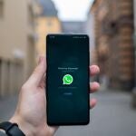 WhatsApp oculta atajos para tareas habituales. Así los descubres.