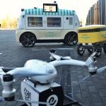 Robot autónomo de entregas y un dron logístico para envíos