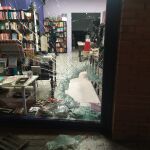 Imagen del destrozo compartida en Twitter por las propietarias de la librería