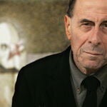 El artista Cristino Vera, Premio Nacional de Artes Plásticas en 1998