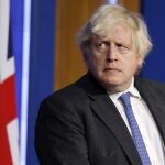 La dimisión de Shaun Bailey se suma a las turbulencias que atraviesa Johnson tras las recientes filtraciones sobre diversas celebraciones navideñas en Downing Street