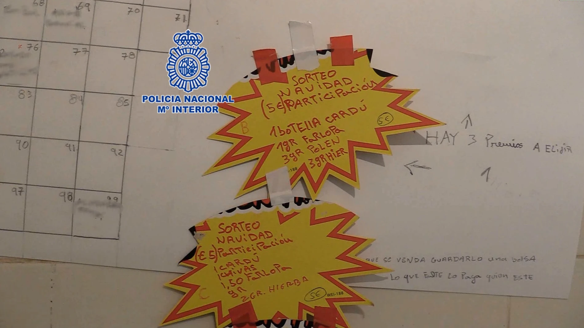 La Policía Nacional detiene a dos traficantes que sorteaban una narcocesta navideña