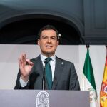 Juanma Moreno comparece tras una Conferencia de Presidentes