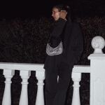 Total look black de Grace Villarreal.