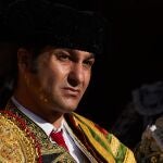 Morante de la Puebla antes de iniciar la corrida en la plaza de toros de la Real Maestranza de Caballería durante el primer festejo taurino de la Feria de San Miguel 2021en Sevilla, España.