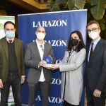 José Ignacio Martínez –junto a Pepe Lugo, Cristina Rico y Manuel Barrios hijo–recibió el premio con emoción