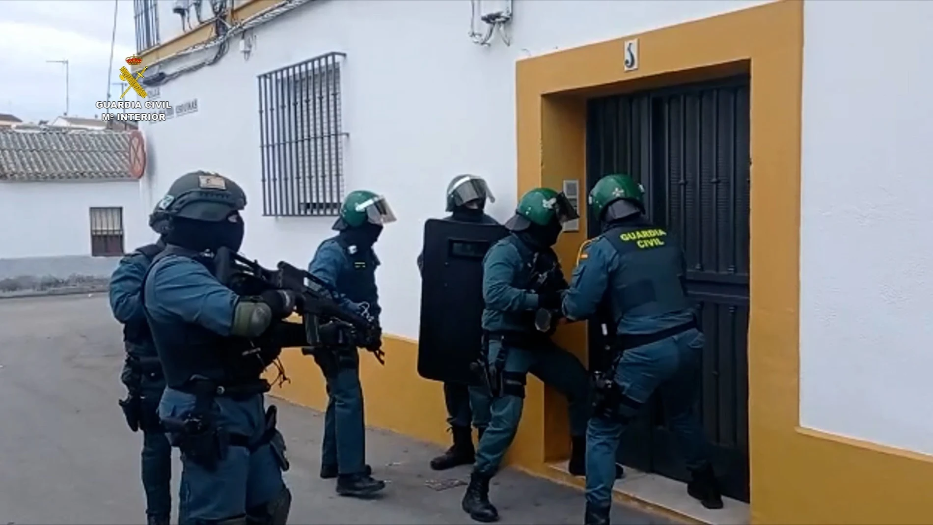 La Guardia Civil en una operación antridroga. .EFE/Guardia Civil