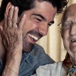 Miguel Ángel Muñoz con Luisa Cantero, su "Tata"