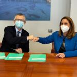 La presidenta del COFRM, Paula Payá y consejero de Salud, Juan José Pedreño
