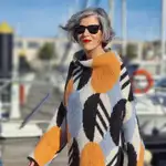 Carmen Gimeno con el jersey de punto más elegante de Zara.