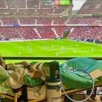 Miguel Toral, desde su cama, viendo al Betis en el Metropolitano
