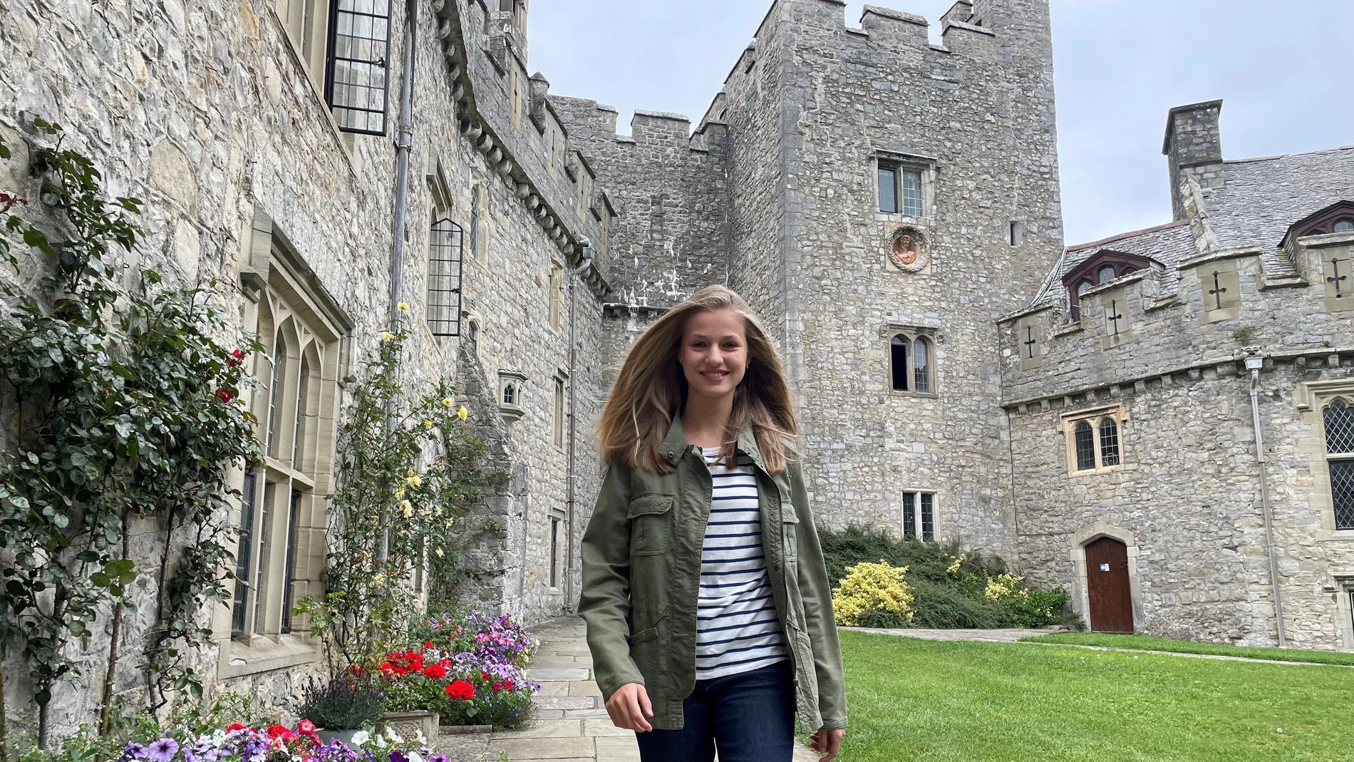 La princesa Leonor de Borbón a su llegada al UWC Atlantic College de Gales
