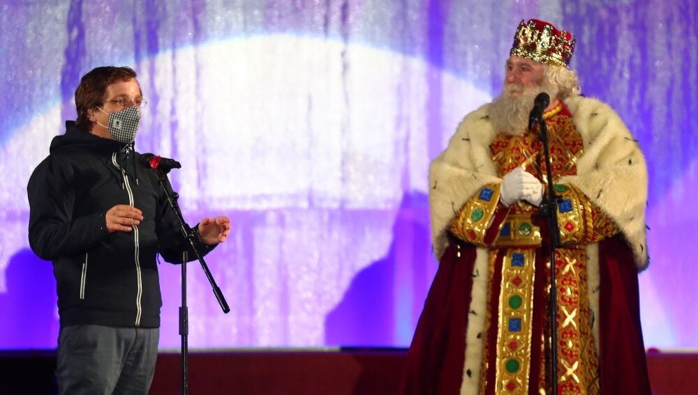 Las espectaculares imágenes de la llegada de los Reyes Magos a Madrid ...