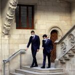 El presidente de la Generalitat, Pere Aragonès, y el presidente del Gobierno, Pedro Sánchez, en el Palau de la Generalitat en Barcelona