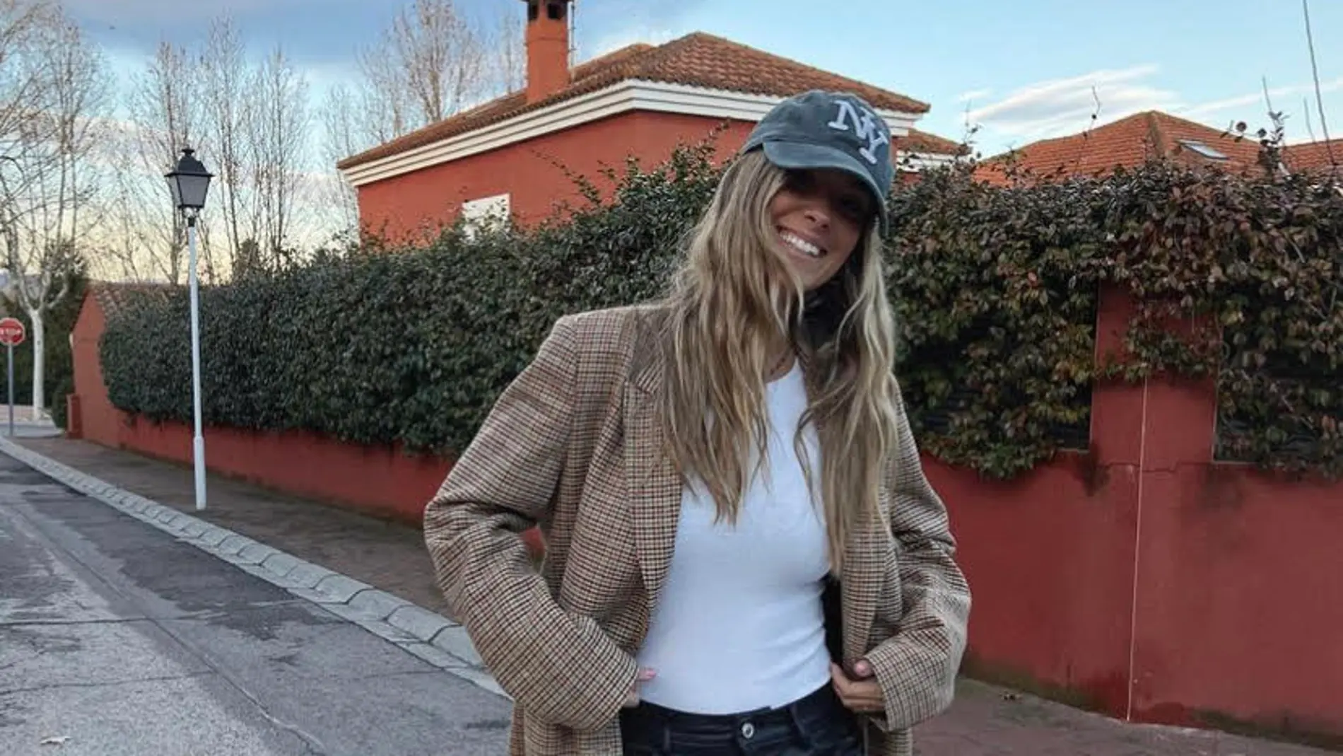María Pombo con el look más en tendencia.