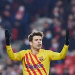 Gerard Piqué, en el partido que el Barcelona empató contra el Granada.