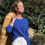 Amelia Bono y el jersey azul más ideal.