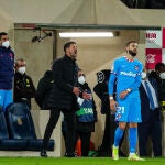 Simeone, en la banda ante el Villarreal