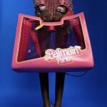 Balmain se asocia con Barbie para una colección de prêt-à-porter y NFTs