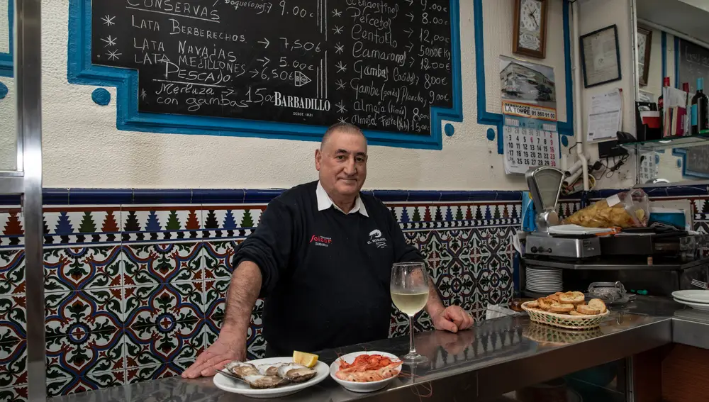 La taberna está regentada por Pedro Andrés Simón