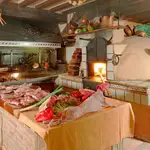 Horno en el que se asa el lechazo en la Parrilla de San Lorenzo