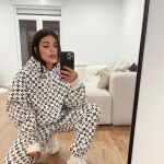 La influencer apuesta por la tendencia favorita de las celebrities más atrevidas