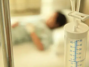 En cuatro de cada diez casos la sepsis puede causar el fallecimiento Foto de archivo - La niña en el hospital ©123rf