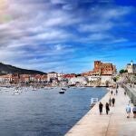 Vista panorámica de la ciudad portuaria de Castro Urdiales
