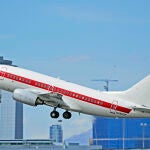 Un avión Boeing 737 de la compañía Janet Airlines aterrizando en el Aeropuerto Internacional de Las Vegas