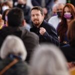 El ex vicepresidente del Gobierno y antiguo líder de Podemos, Pablo Iglesias, participa en un acto de apoyo al candidato de Unidas Podemos