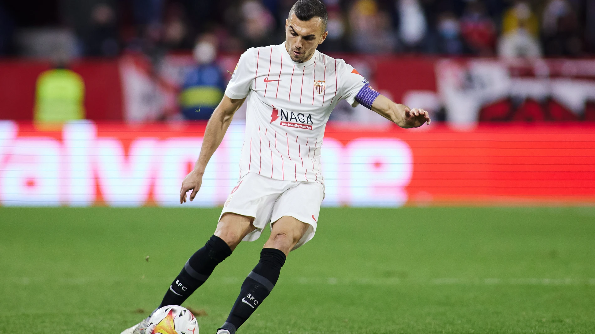 Joan Jordán con el Sevilla.