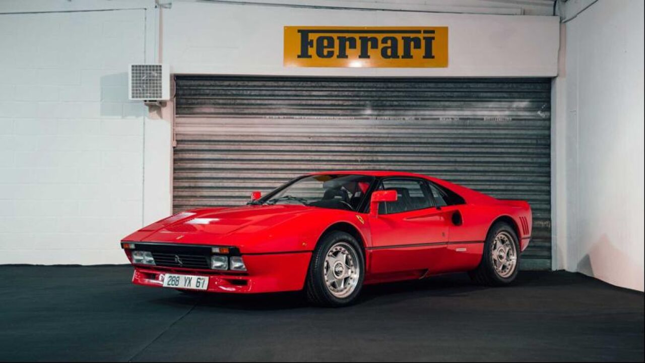 希少Ferrari 69.jpg?crop=887,499,x0,y0&