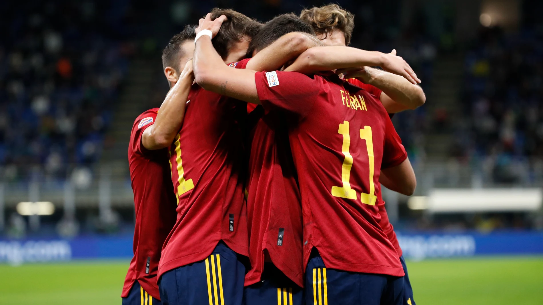 Jugadores de la selección española celebrando un gol