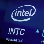 Logo de Intel en una pantalla