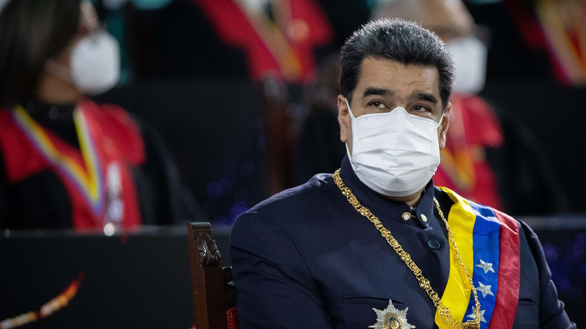 AME1712. CARACAS (VENEZUELA), 27/01/2022.- El presidente de Venezuela, Nicolás Maduro, es visto hoy durante el acto de inicio del año judicial en el Tribunal Supremo de Justicia (TSJ), en Caracas (Venezuela). EFE/ RAYNER PEÑA R