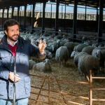 El líder del PP, Pablo Casado, pidió ayer apoyo y «confianza» en el candidato de su partido a la Presidencia de Castilla y León, Alfonso Fernández Mañueco