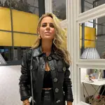 Amelia Bono con lookazo de efecto piel.