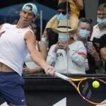 Nadal, en el entrenamiento previo a la final del Open de Australia