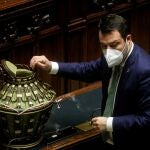 El líder de la Liga, Matteo Salvini, tras votar el sábado en la elección presidencial