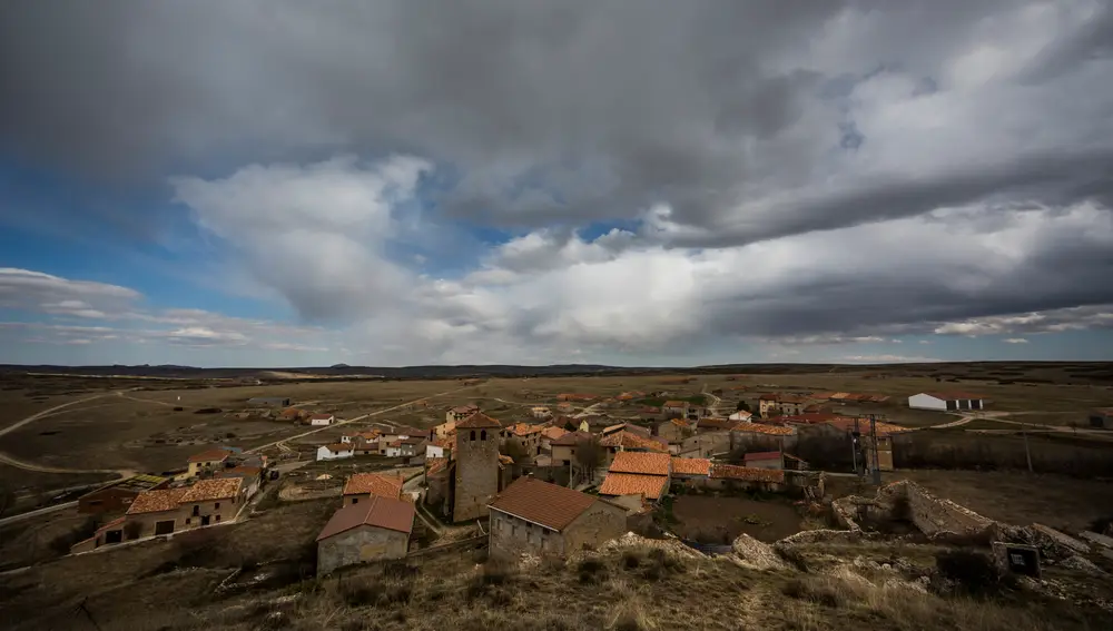 La España Vacia Ruta por pueblos despoblados en los que viven menos de 10 habitantes todo el año Chequilla / Guadalajara © Alberto R. Roldan / Diario La Razon 30 03 2019