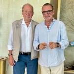El Rey Juan Carlos y el periodista Carlos Herrera en su encuentro en Abu Dabi
