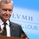 Bernard Arnault durante una conferencia