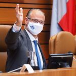 El presidente de las Cortes, Luis Fuentes, durante la Diputación Permanente