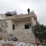 Estado en el que quedó la casa en la que se escondía Ibrahim Hashimi EFE/EPA/YAHYA NEMAH