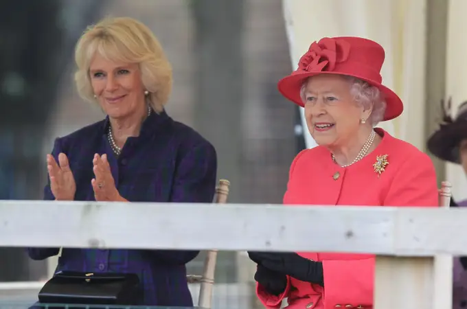 Del tampax a la corona: la escalada social de Camilla Del tampax a la corona: la escalada social de Camilla