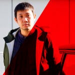 El director japonés Ryusuke Hamaguchi, nominado a cuatro Premios Oscar por "Drive My Car"