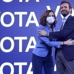 El presidente del PP, Pablo Casado junto a la presidenta de la Comunidad de Madrid, Isabel Díaz Ayuso, en una imagen de archivo de la pasada campaña electoral en Castilla y León