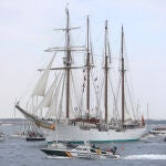 Salida del buque escuela 'Juan Sebastián de Elcano' con motivo del inicio de su XCIV crucero de instrucción a 12 de febrero del 2022 en Cádiz