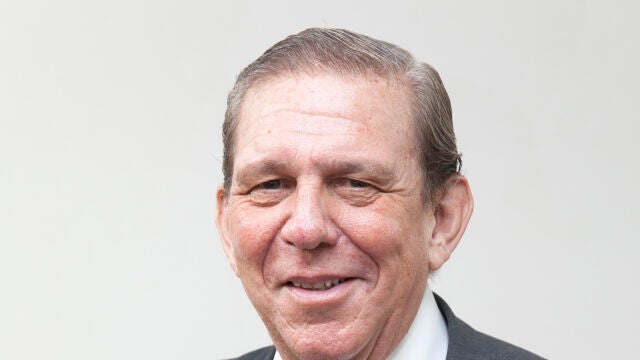 Luis Hernando de Larramendi