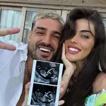 Violeta Mangriñán anuncia que está esperando su primer hijo.